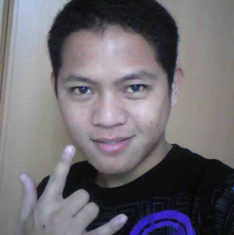 Roland Torres Photo 20