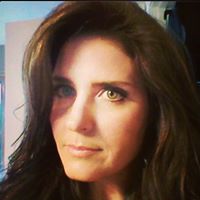 Stacie Robertson Photo 30