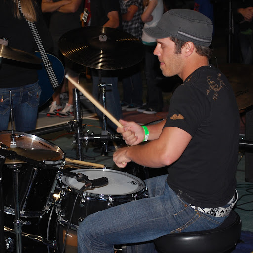 Tyler Wallace Photo 7