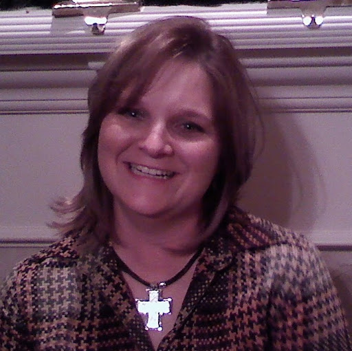 Angela Edwards Photo 43