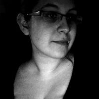 Laura Redding Photo 33
