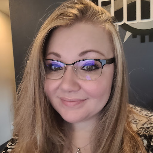Jennifer Pool Photo 27