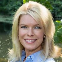 Ann Small Photo 26
