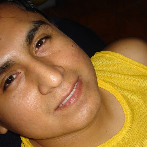 Roger Garay Photo 13