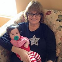 Karen Thomson Photo 15