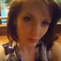 Katie Oates Photo 9