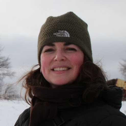 Alison Burke Photo 29