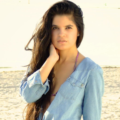 Stephanie Rodgers Photo 35