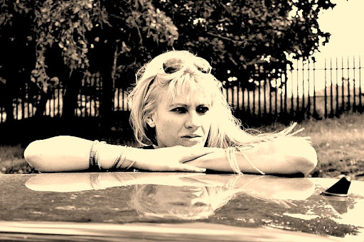 Jacqueline Cross Photo 27