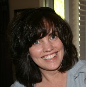 Traci Anderson Photo 32