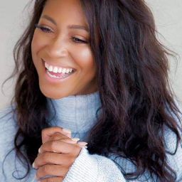 Tamara Powell Photo 30