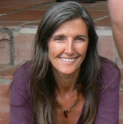 Angie Curtis Photo 40