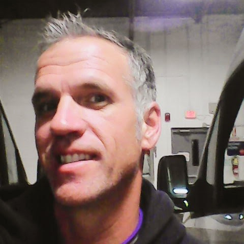 Ray Woods Photo 33