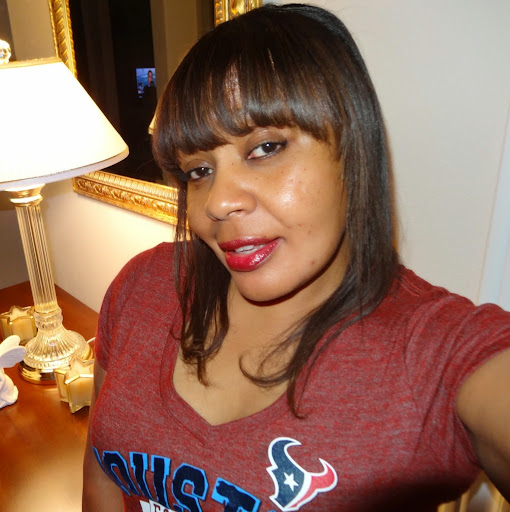 Frances Lopez Photo 17