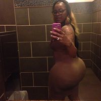 Kristina Willis Photo 8