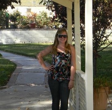 Erica Allison Photo 15