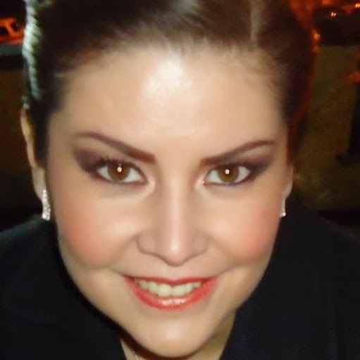 Cynthia Medrano Photo 19