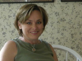 Jennifer Farrell Photo 22