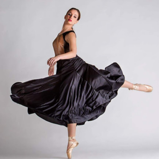 Denise Gomez Photo 27