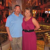 Laurie Harvey Photo 32