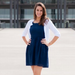 Amanda Weeks Photo 26