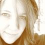 Anna Oswald Photo 20