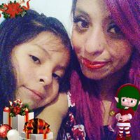 Myrna Flores Photo 32