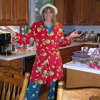 Elizabeth Lang Photo 26