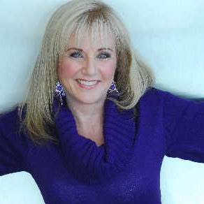 Lynne Walker Photo 32