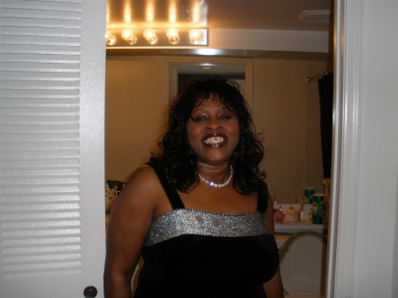 Debra Powell Photo 34