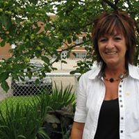 Denise Lessard Photo 13