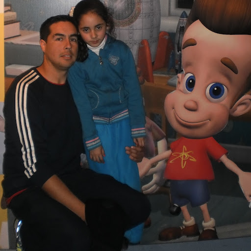 Roger Torres Photo 9