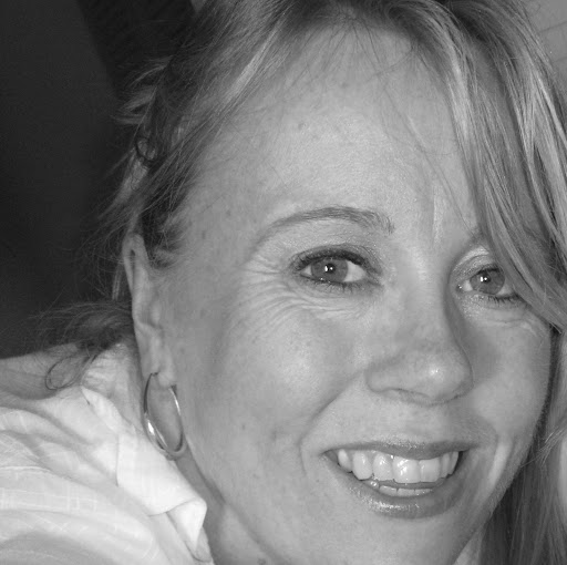 Angela Fisher Photo 15
