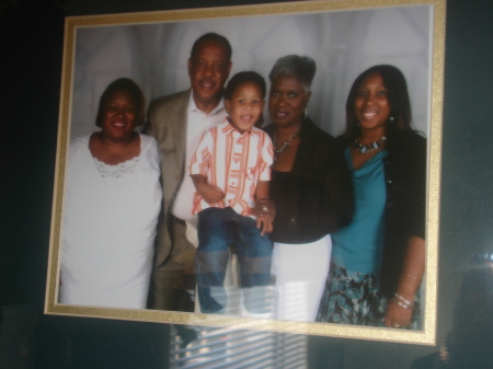 Charles Curry Photo 23
