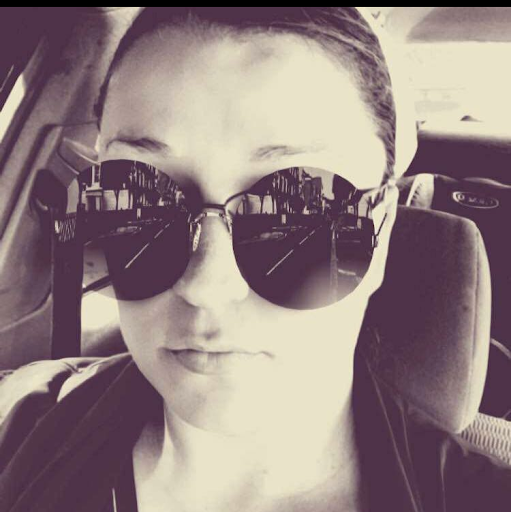 Michelle Long Photo 14
