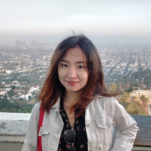 Lu Yang Photo 17