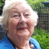Barbara Davies Photo 37