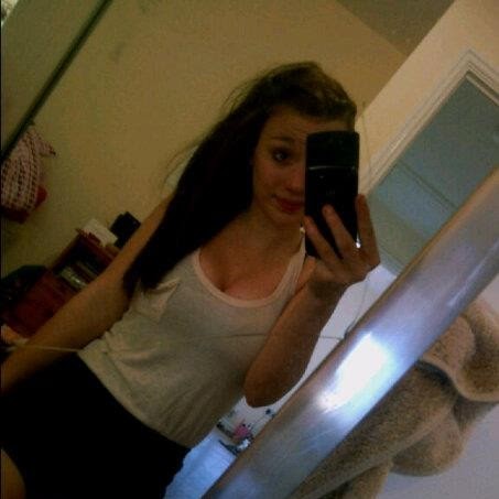Rebecca Henry Photo 27