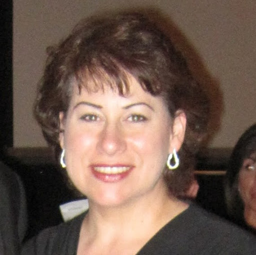 Robin Saunders Photo 30