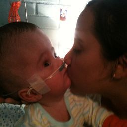 Claudia Aguilar Photo 38