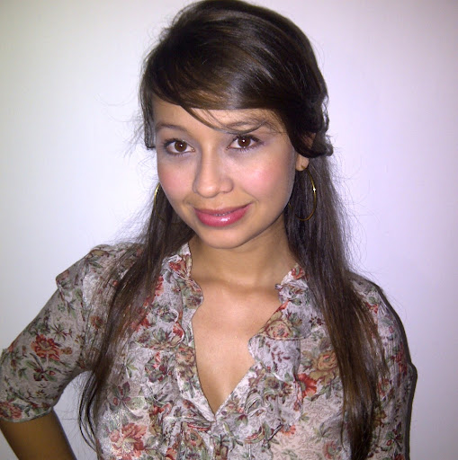 Angelica Rueda Photo 26