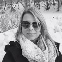 Laurie Parker Photo 16