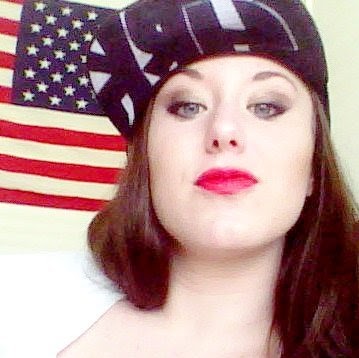 Christina Crowe Photo 11