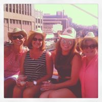 Becky Schneider Photo 10