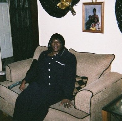 Alicia Sims Photo 37