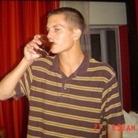 Nicholas Mathews Photo 17