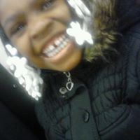 Layla Robinson Photo 7