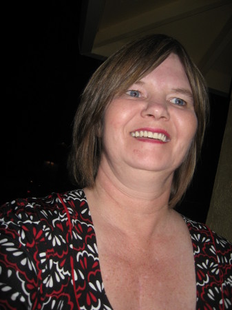 Beth Williams Photo 16