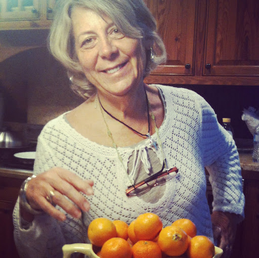 Linda Collier Photo 18