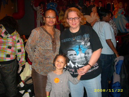 Sandra Sherwood Photo 29